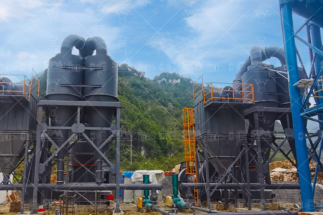 Close-up diagram showing the grinding roller and classification zone inside an ultrafine vertical mill for mineral processing.